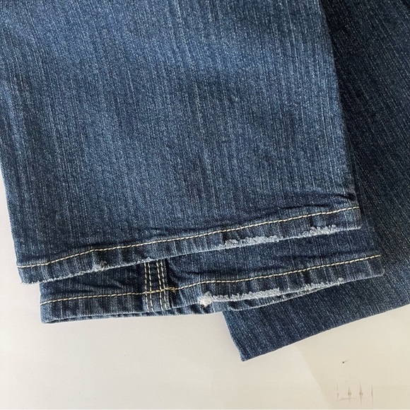 Women's Royal Blue Boot Cut Low Rise Express Jeans size 9X35 - Picture 2 of 9